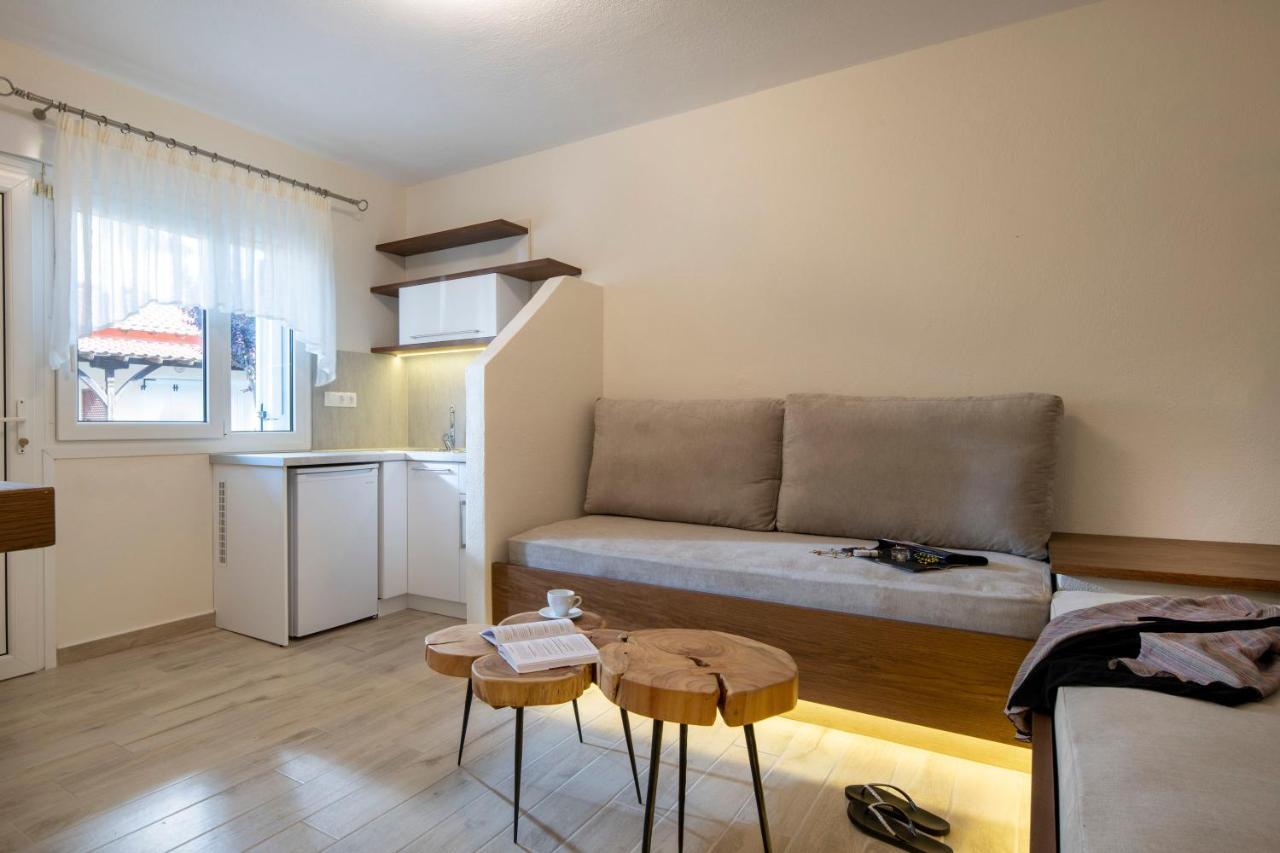 Ammos Kalamitsi Apartment Bagian luar foto