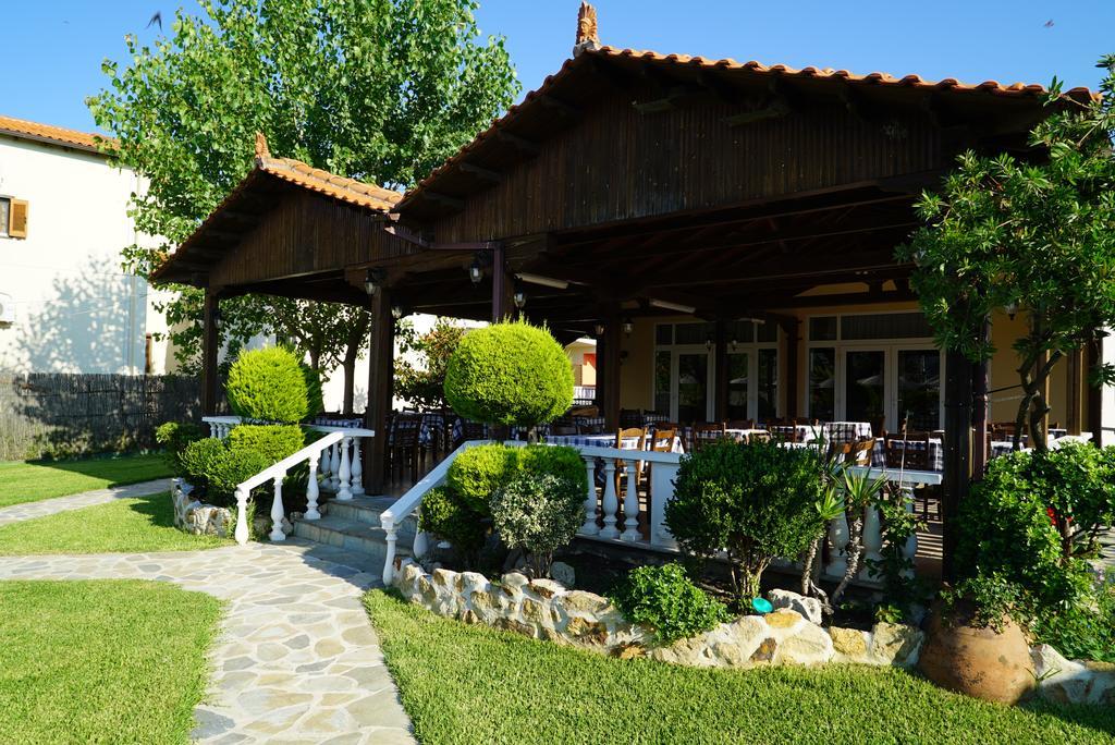 Ammos Kalamitsi Apartment Bagian luar foto