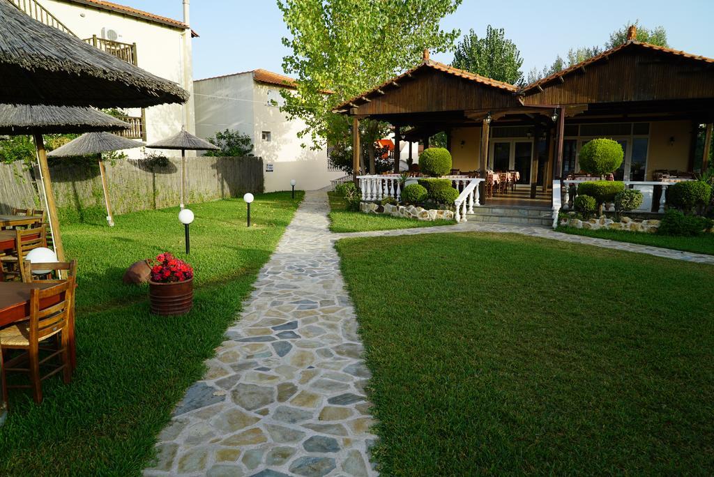 Ammos Kalamitsi Apartment Bagian luar foto