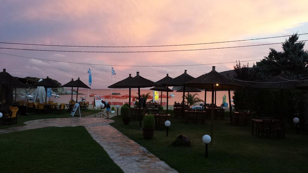 Ammos Kalamitsi Apartment Bagian luar foto